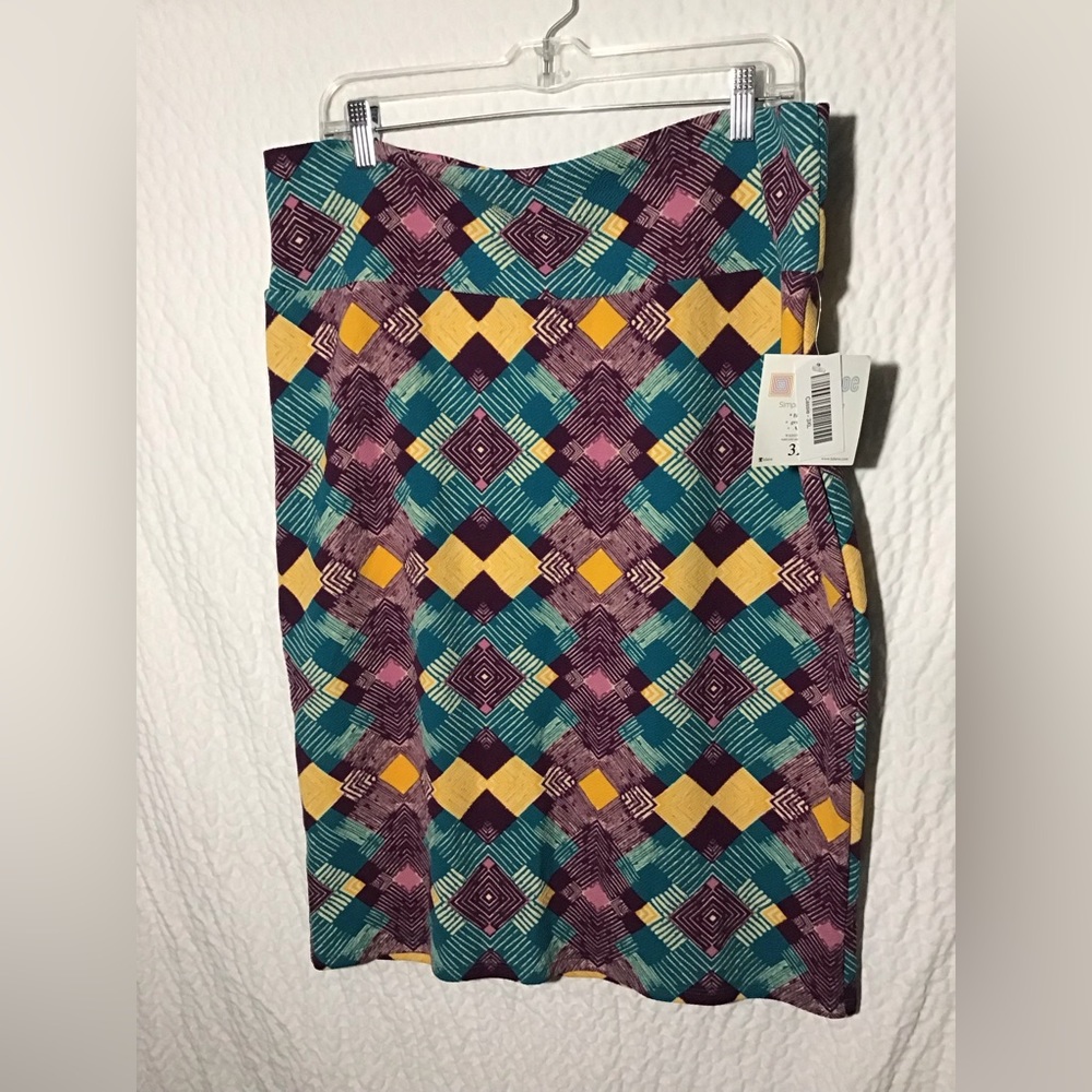 New LULAROE Women Cassie Skirt Sz 3XL Polka Dots Pencil Straight Yoga Waistband